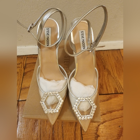 Amory Rhinestone Heel - Picture 3 of 9